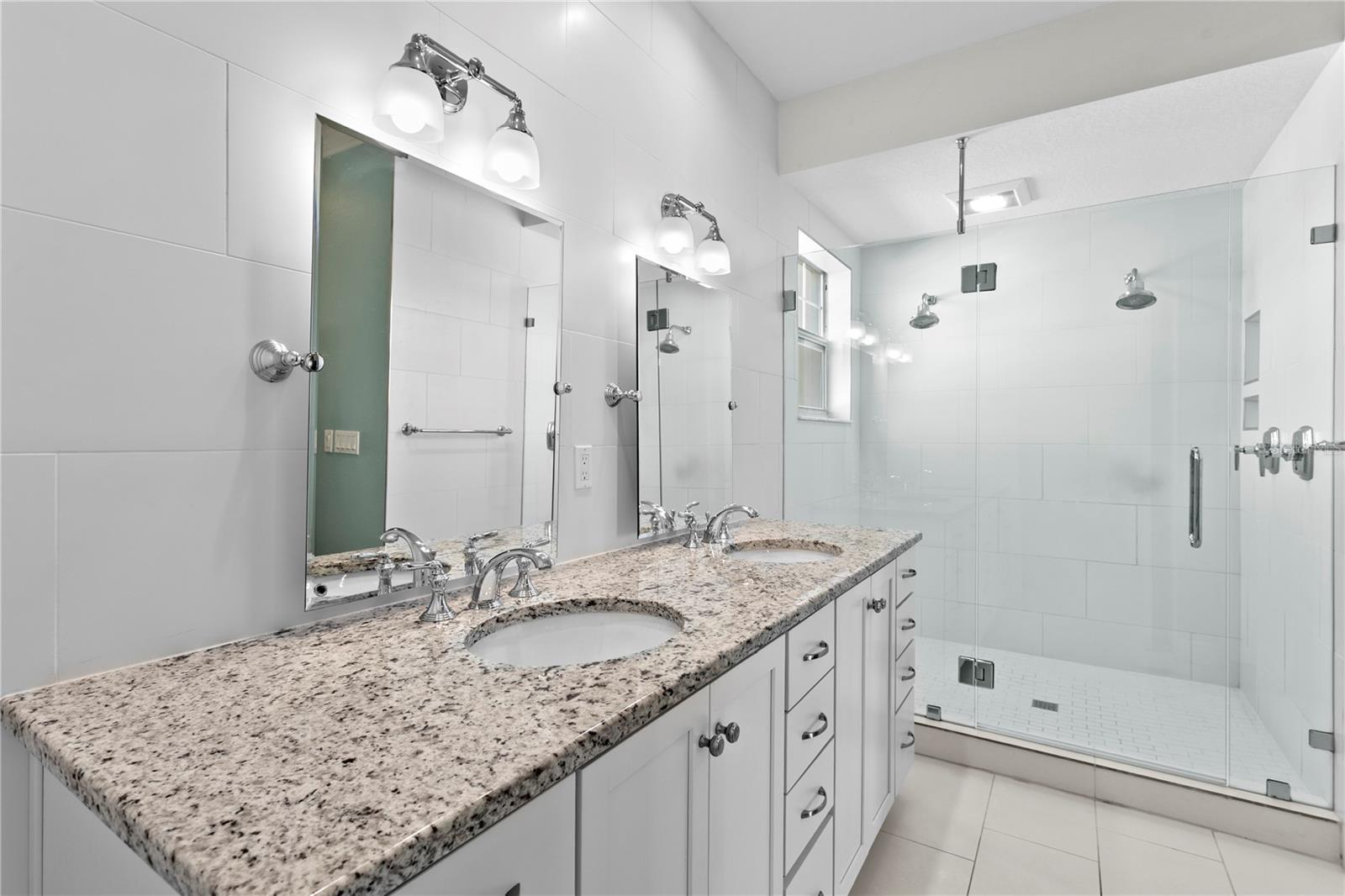 REGENT LANE - Residential