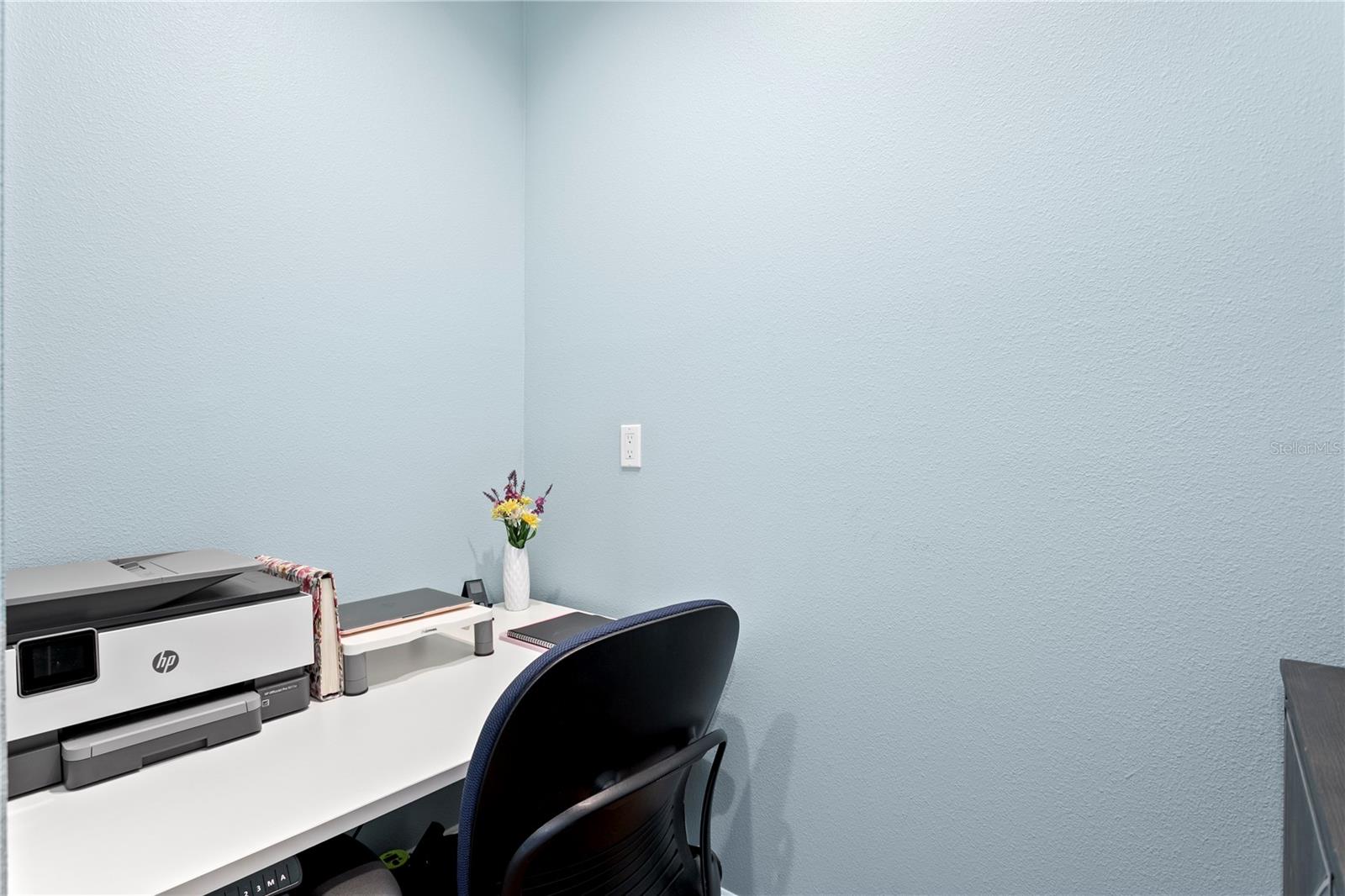 REGENT LANE - Residential