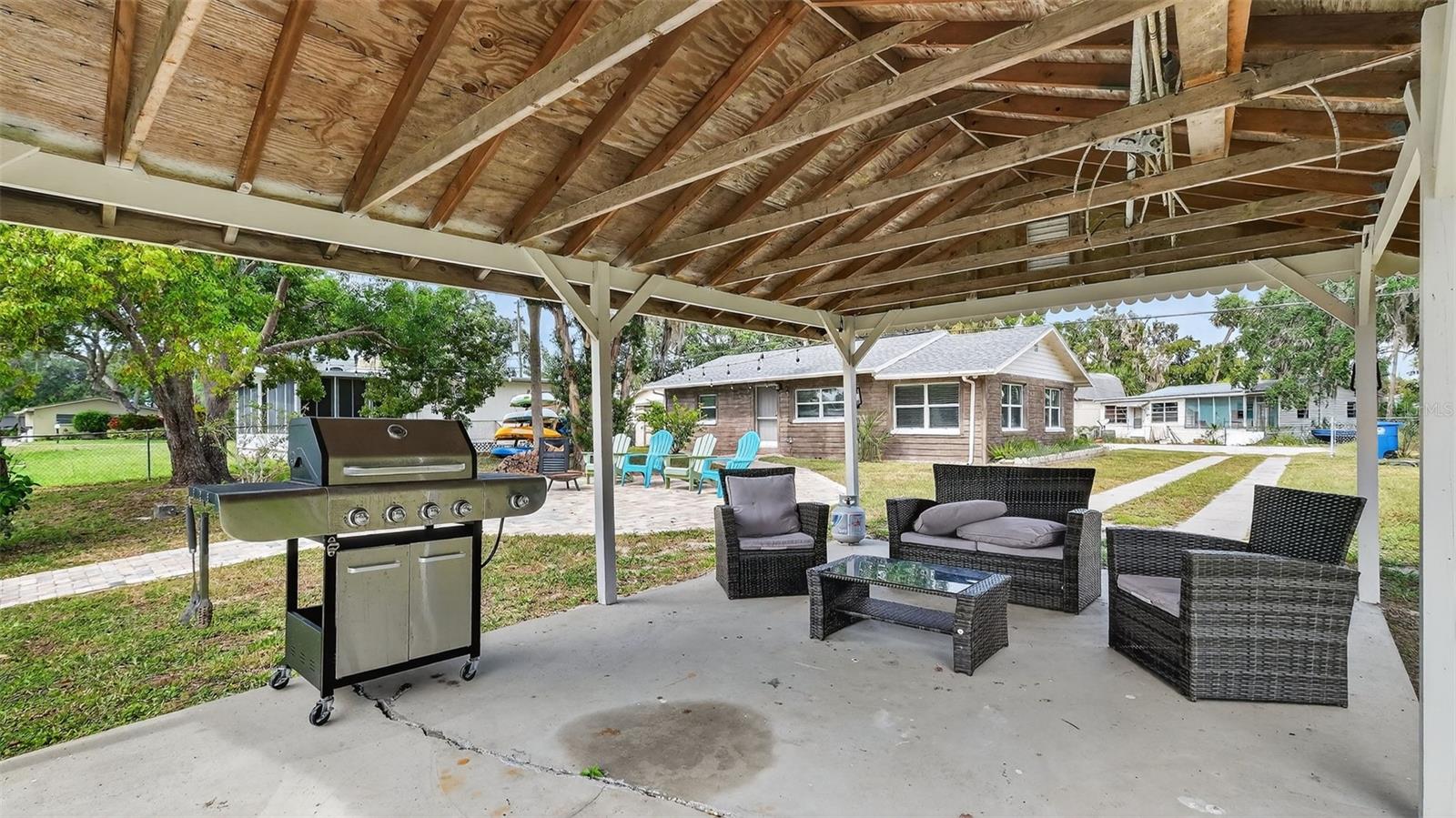 WEEKI WACHEE GARDENS ADD - Residential