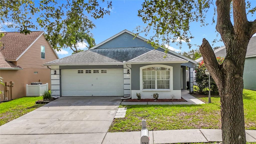Photo of 1741 Oak Spring Drive, Tarpon Springs, FL 34689 (MLS # TB8403657)