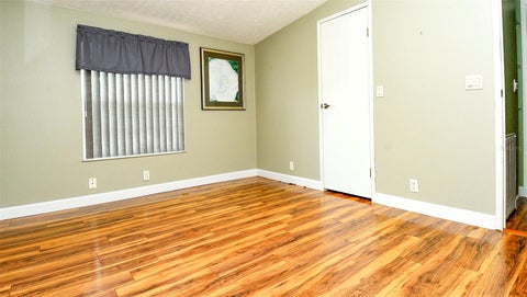 Tiny photo for 37848 Maywood Bay Drive, Leesburg, FL 34788 (MLS # G5113034)