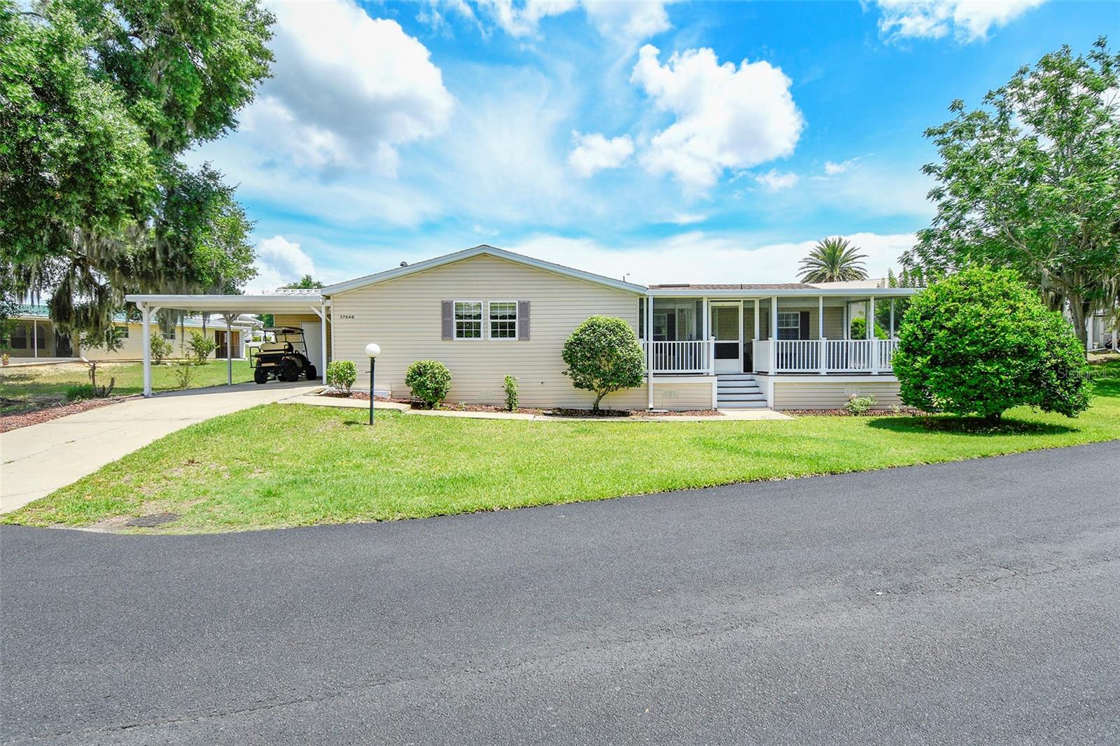 LAKE YALE ESTATES - Residential