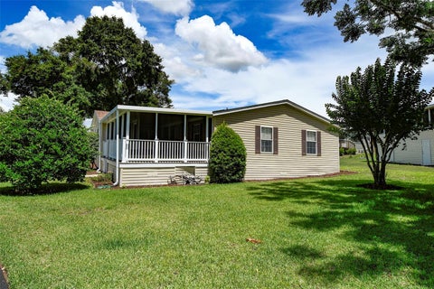 Tiny photo for 37848 Maywood Bay Drive, Leesburg, FL 34788 (MLS # G5113034)