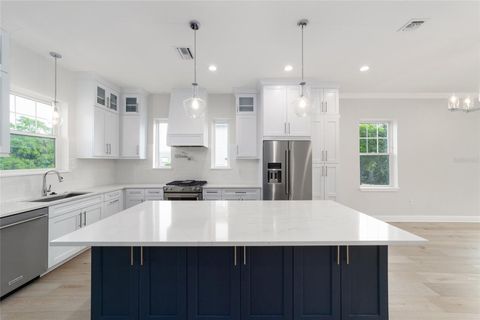 Tiny photo for 137 SE Watula Avenue, Ocala, FL 34471 (MLS # OM698714)