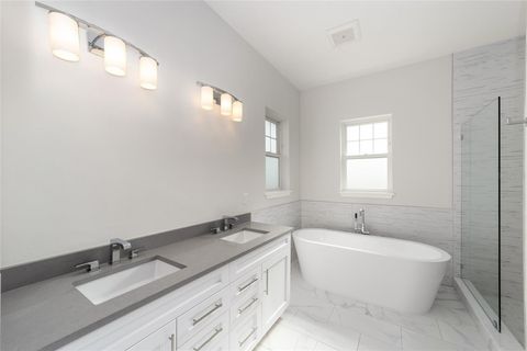 Tiny photo for 137 SE Watula Avenue, Ocala, FL 34471 (MLS # OM698714)