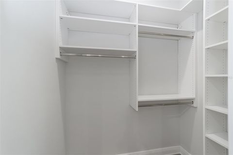 Tiny photo for 137 SE Watula Avenue, Ocala, FL 34471 (MLS # OM698714)