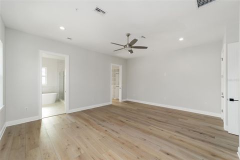 Tiny photo for 137 SE Watula Avenue, Ocala, FL 34471 (MLS # OM698714)