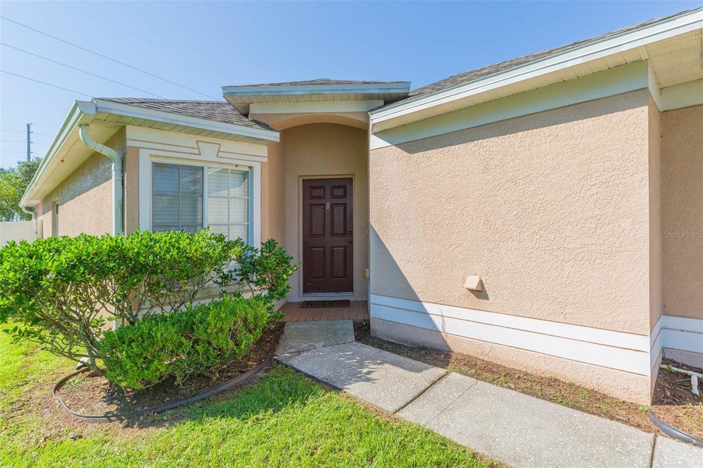 Photo of 31436 Triborough Drive, Wesley Chapel, FL 33545 (MLS # TB8419069)