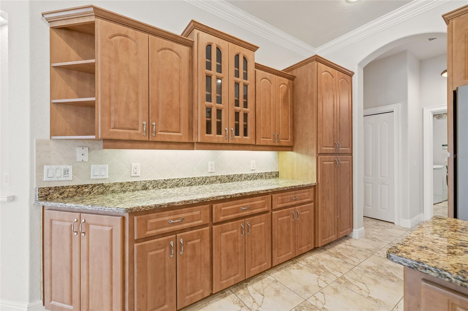 ROYAL HIGHLANDS - Residential