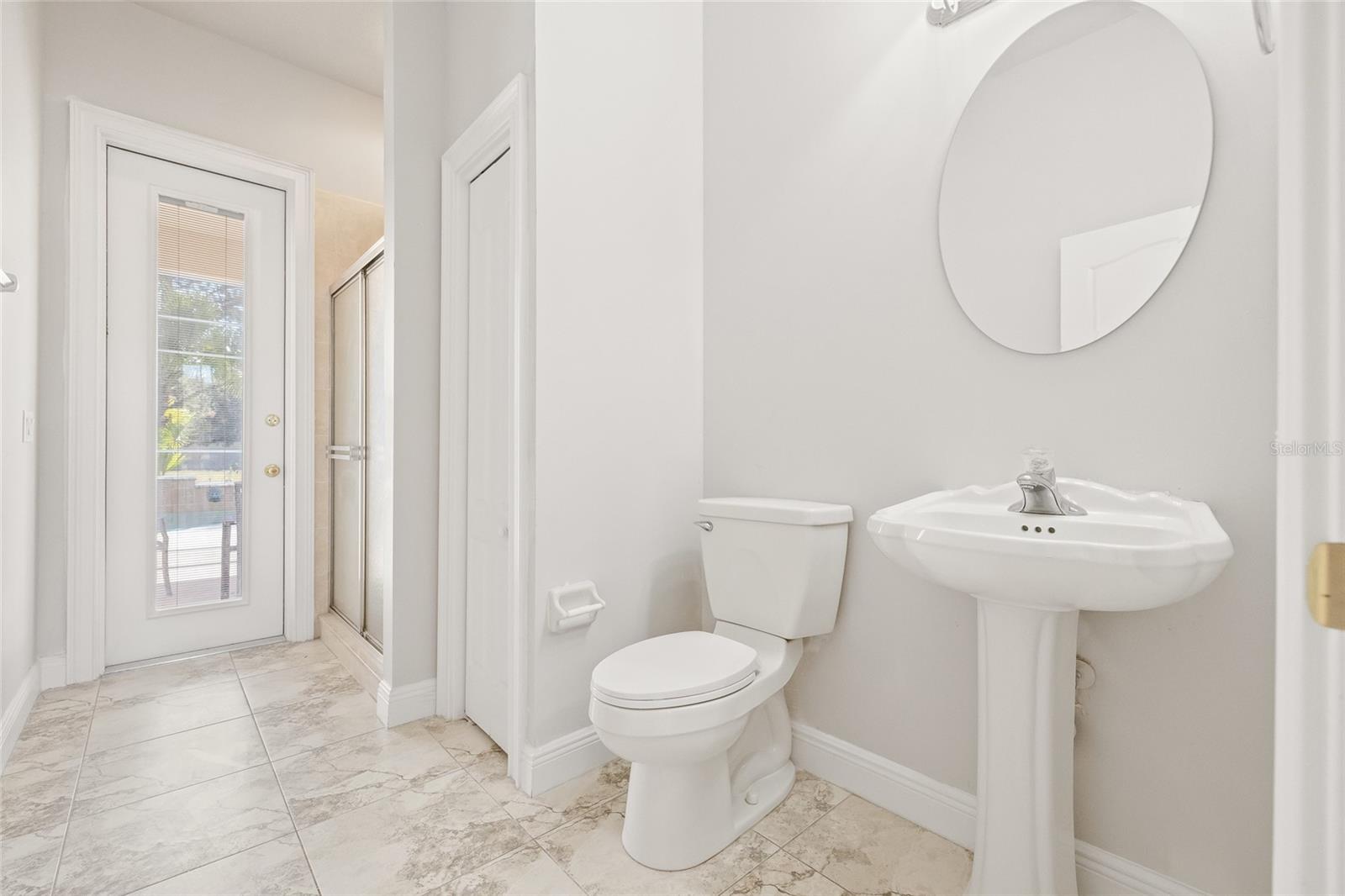 ROYAL HIGHLANDS - Residential