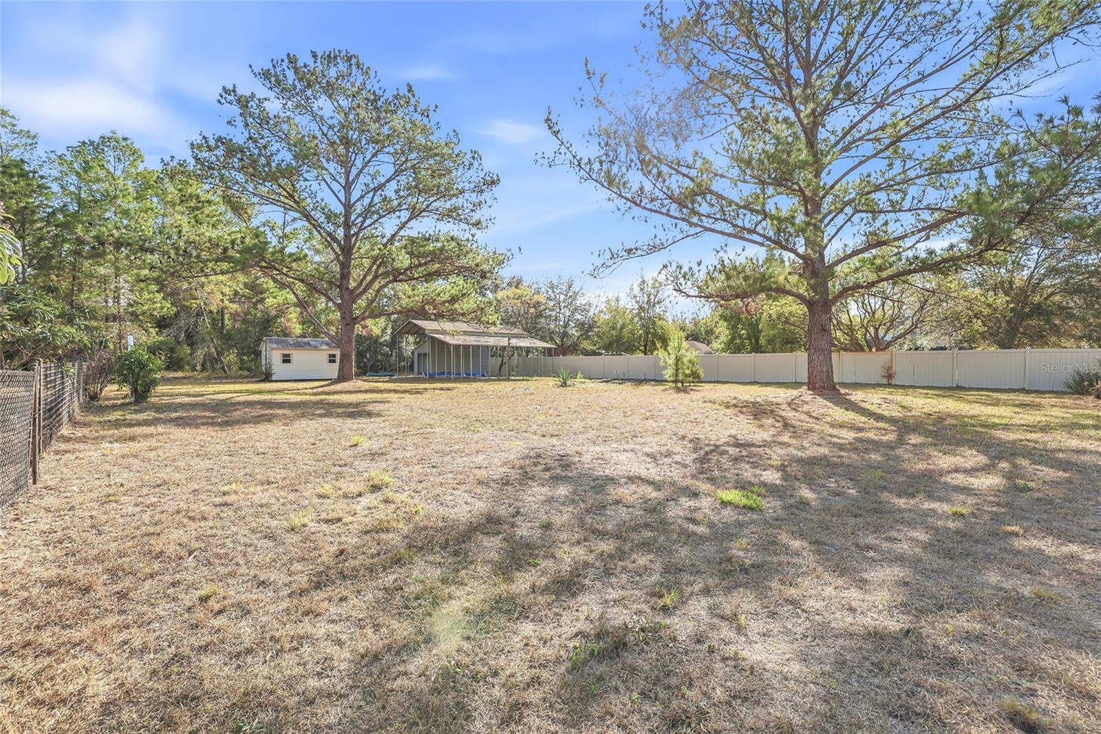 ROYAL HIGHLANDS - Residential