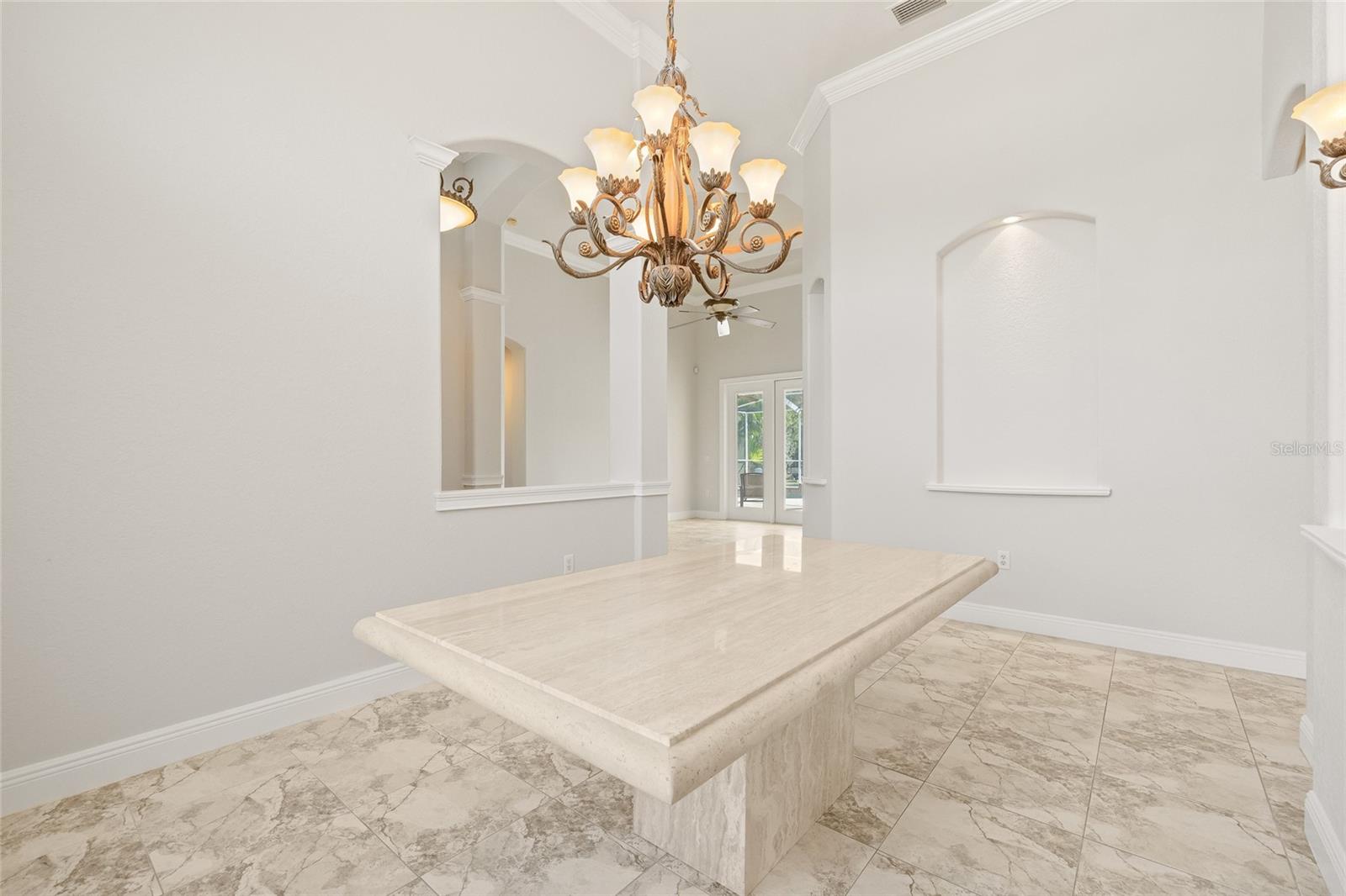 ROYAL HIGHLANDS - Residential