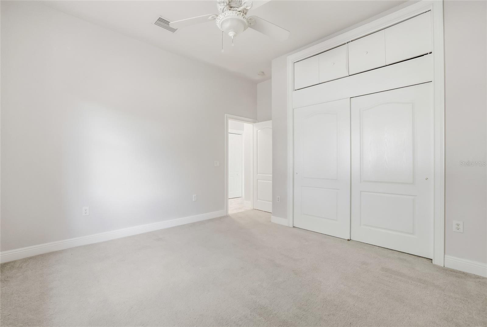 ROYAL HIGHLANDS - Residential