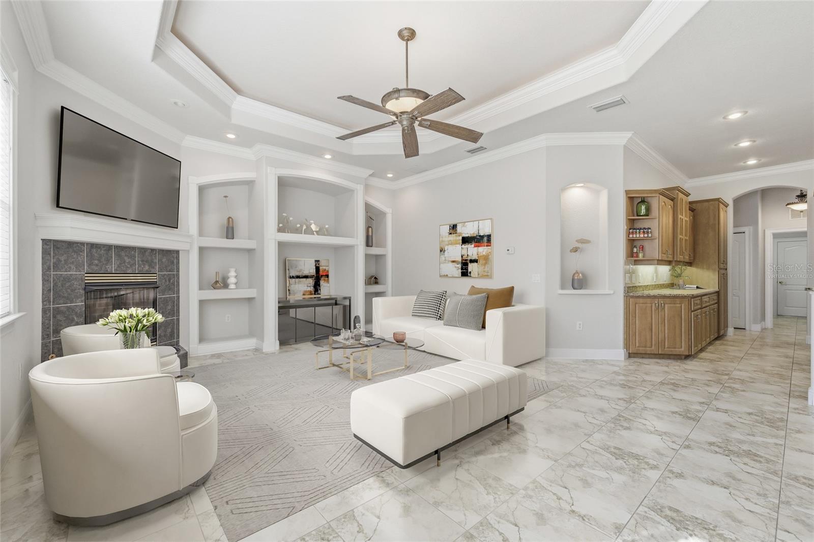 ROYAL HIGHLANDS - Residential