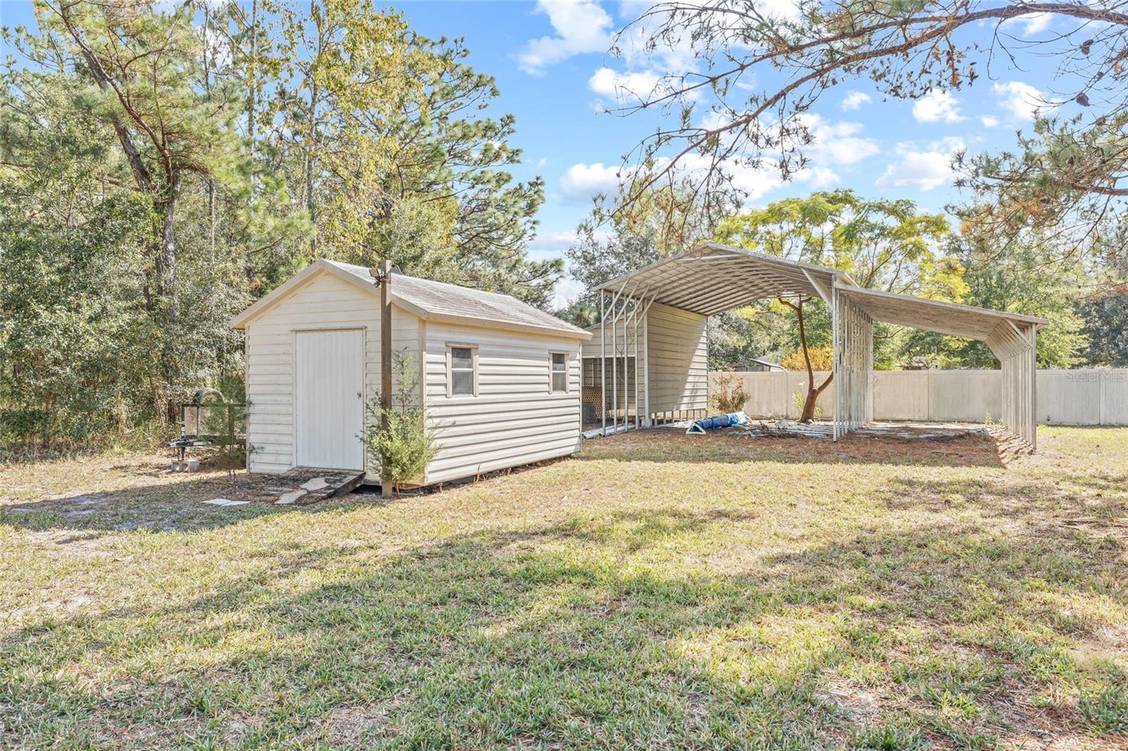 ROYAL HIGHLANDS - Residential