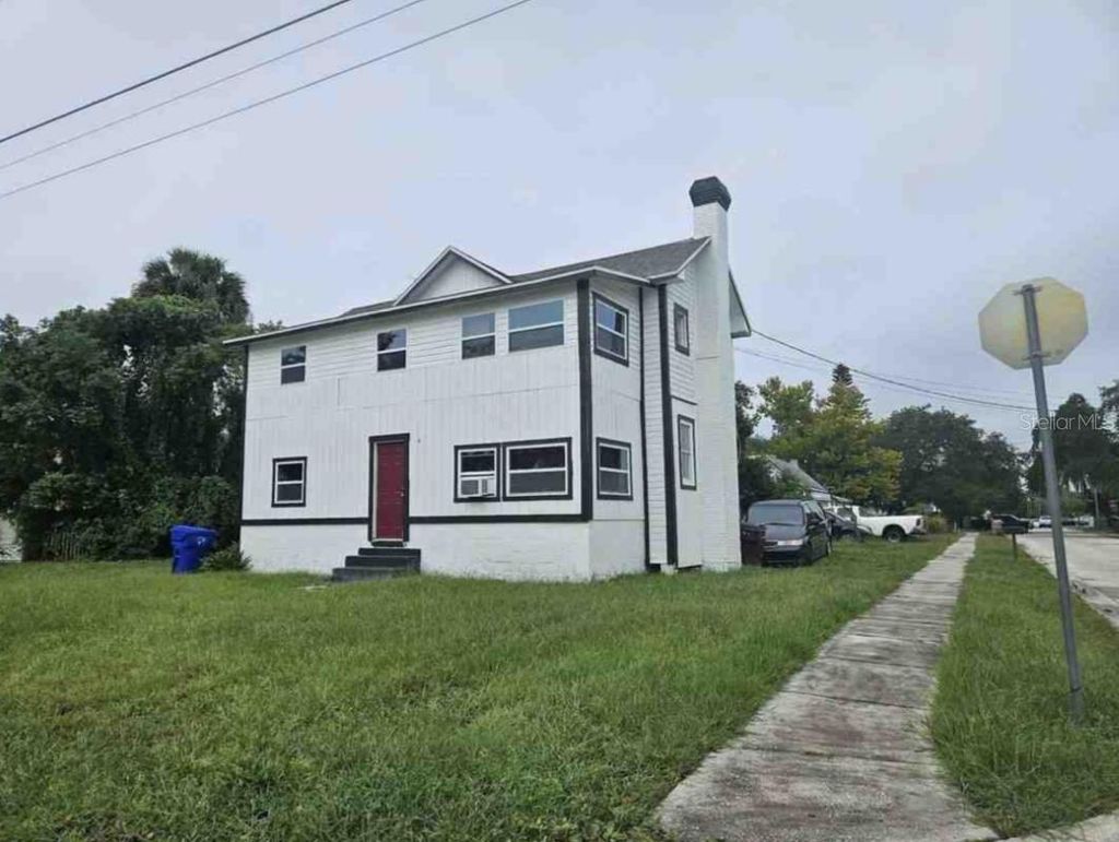 Photo of 304 S Dillingham Ave, Kissimmee, FL 34741 (MLS # O6367285)