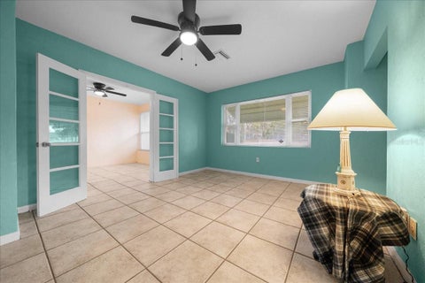 Tiny photo for 2810 SE Lake Weir Avenue, Ocala, FL 34471 (MLS # OM733112)