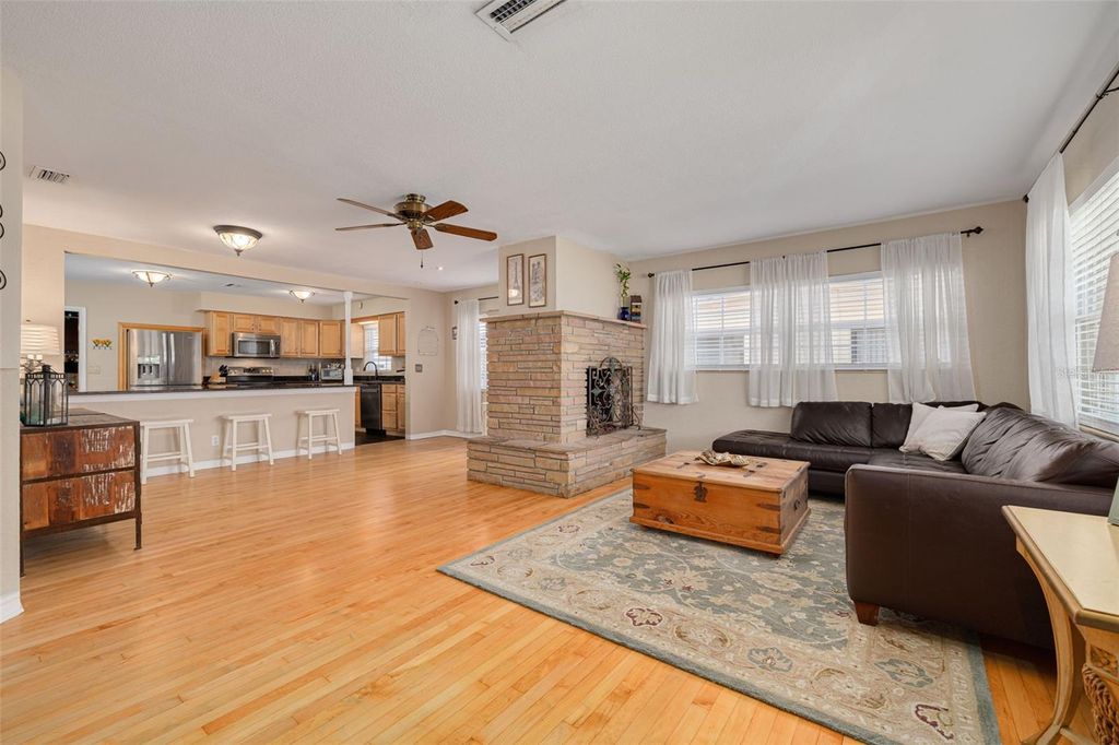 Photo of 6114 7th Avenue S, Gulfport, FL 33707 (MLS # TB8389837)