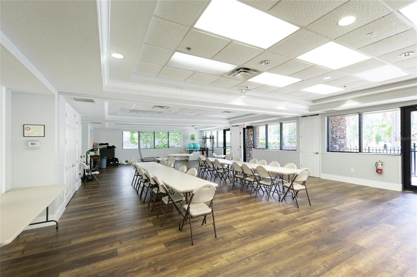 STONEYBROOK AT VENICE - Residential