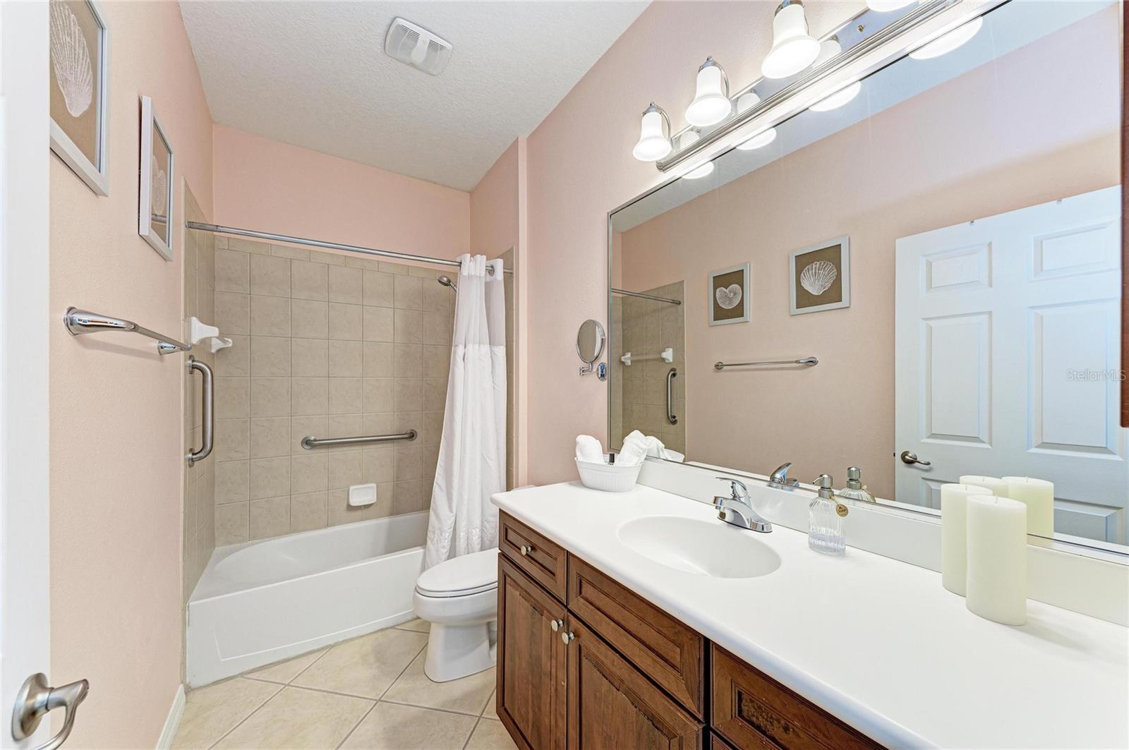 STONEYBROOK AT VENICE - Residential