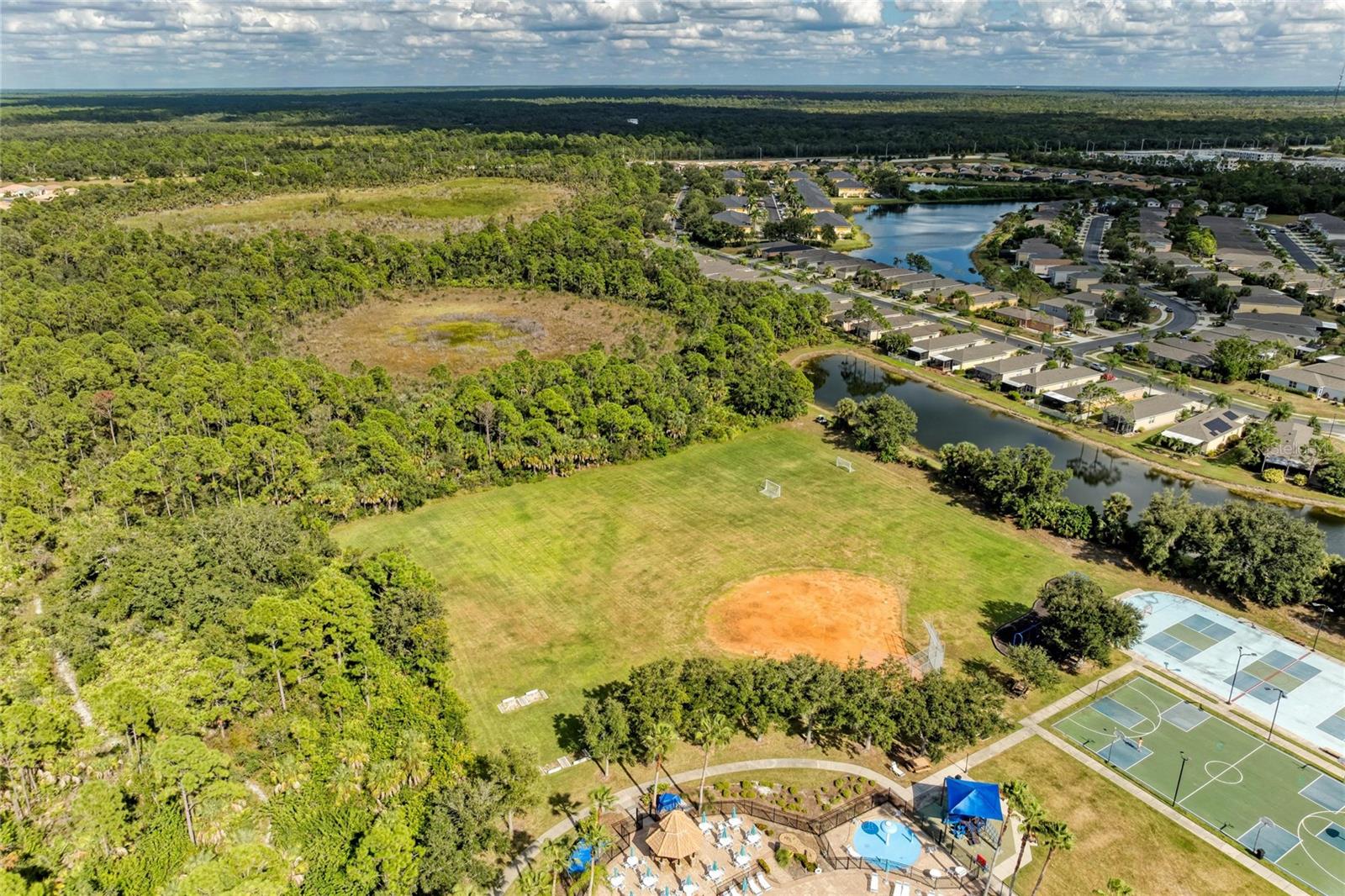 STONEYBROOK AT VENICE - Residential