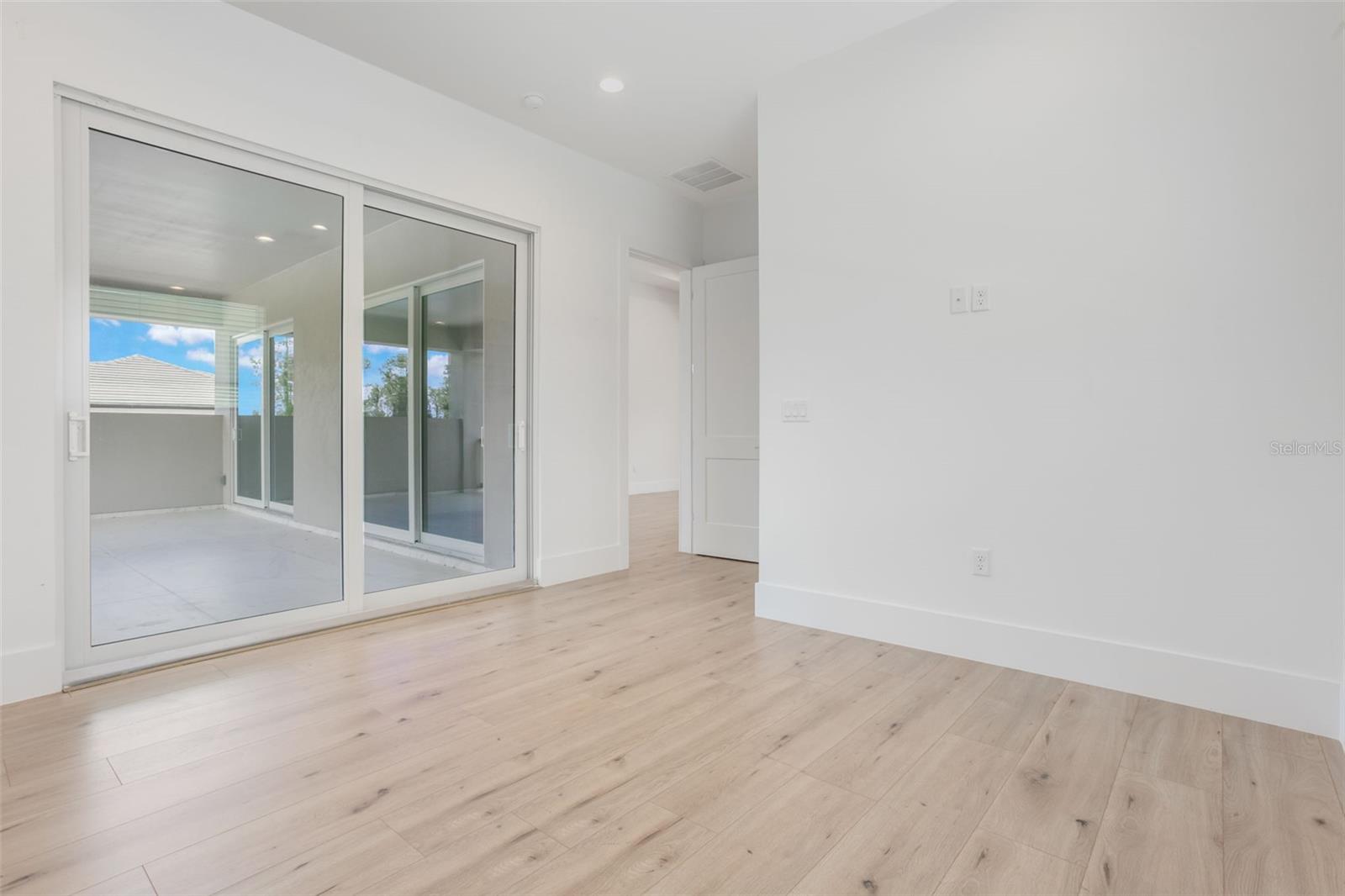 BELLA COLLINA - Residential