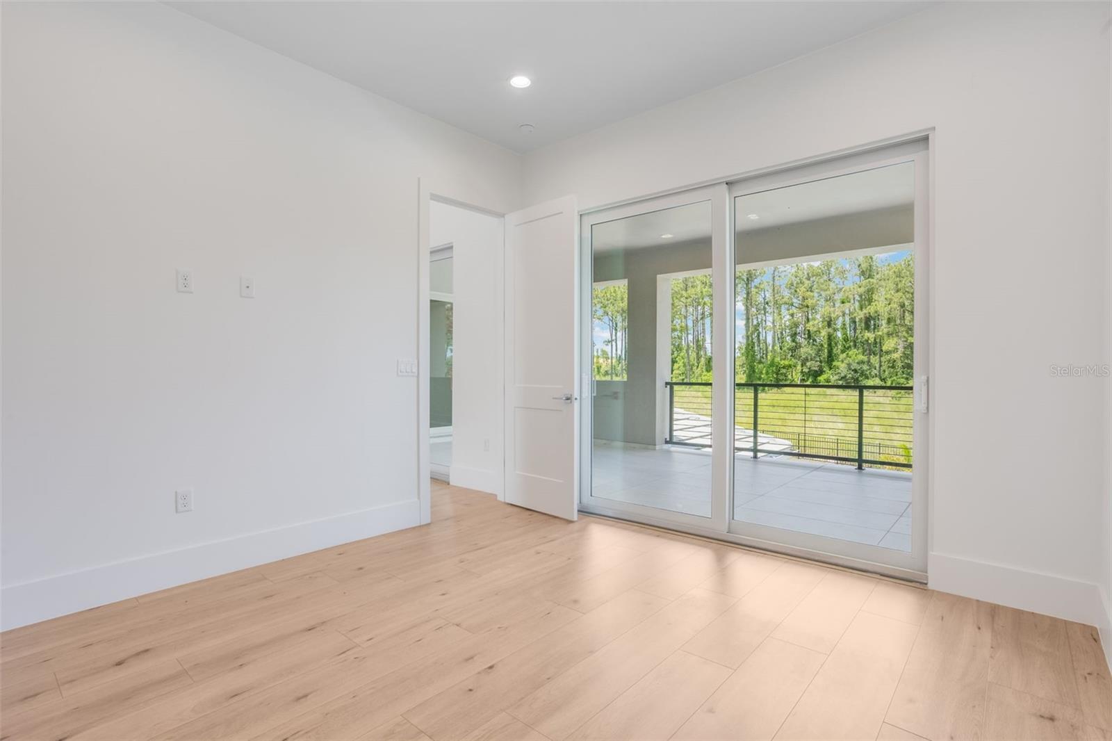 BELLA COLLINA - Residential