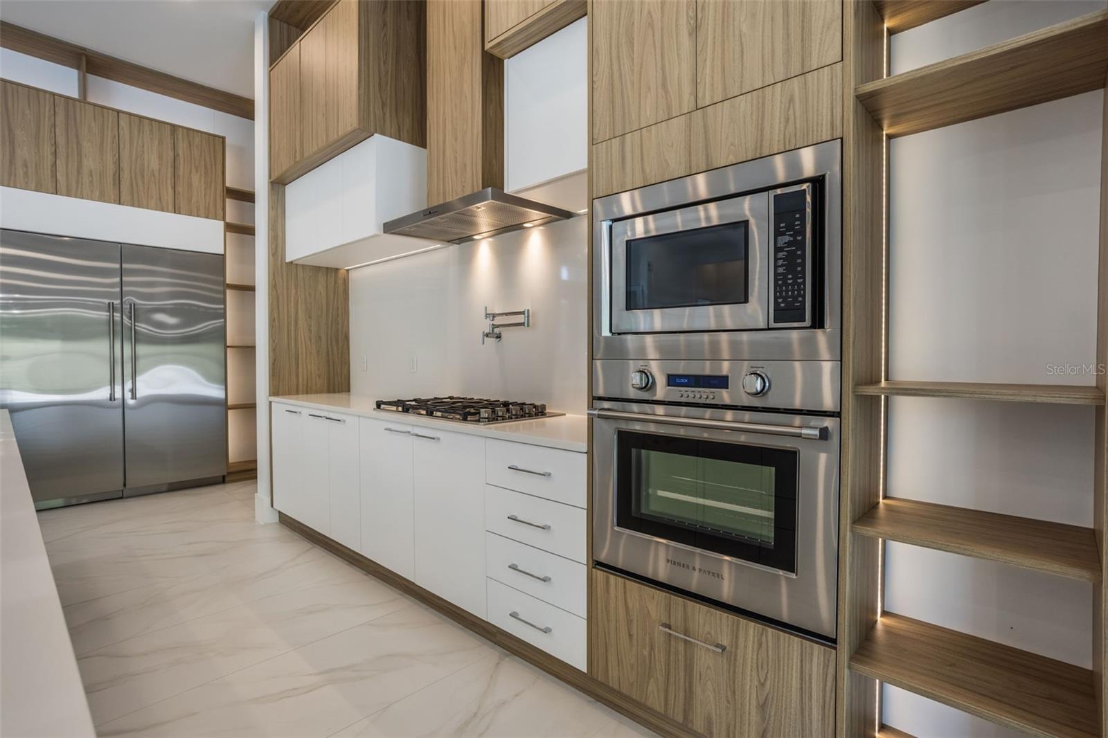 BELLA COLLINA - Residential