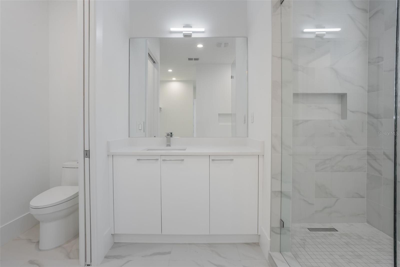 BELLA COLLINA - Residential