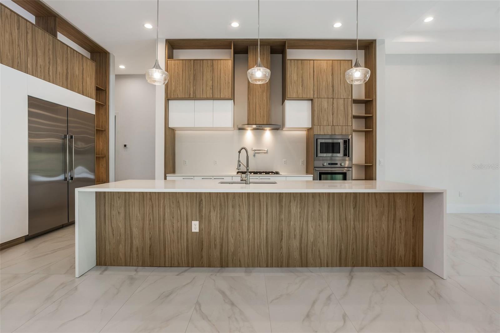 BELLA COLLINA - Residential