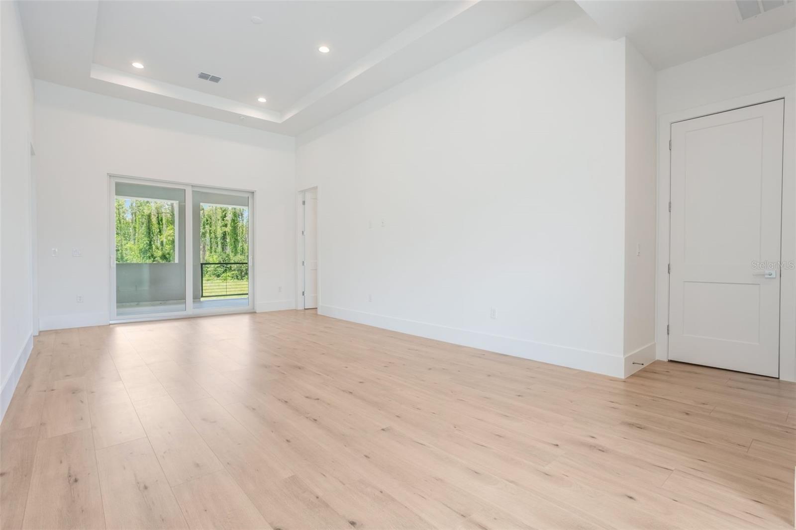 BELLA COLLINA - Residential