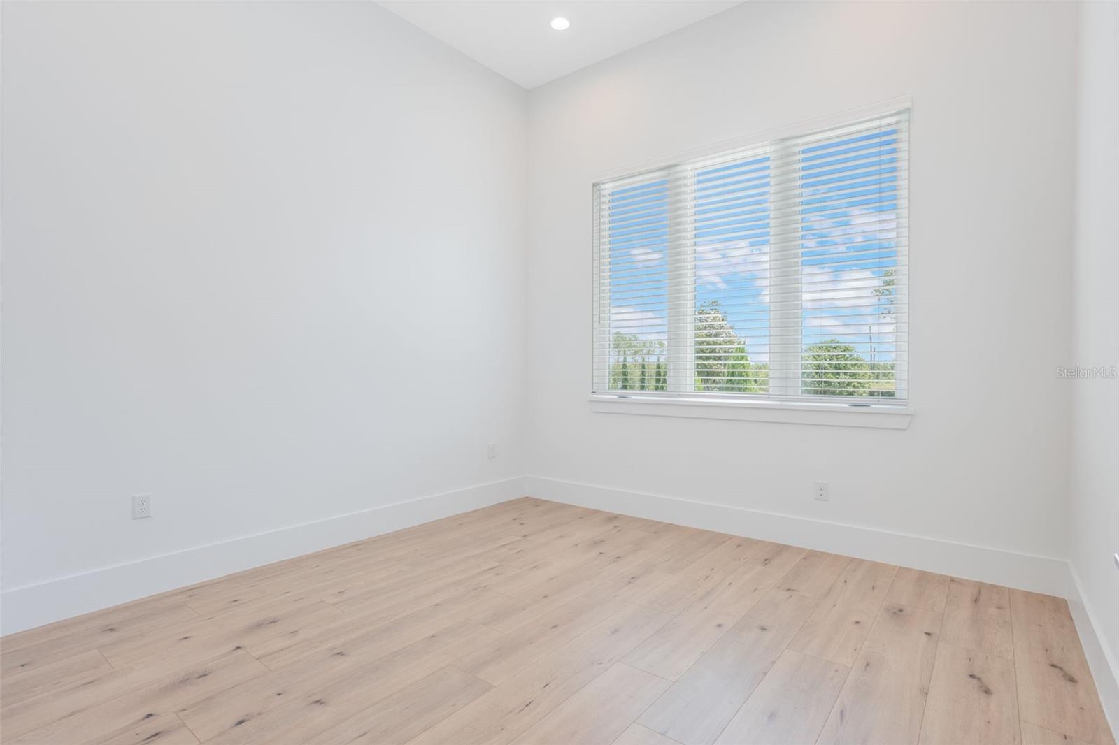 BELLA COLLINA - Residential