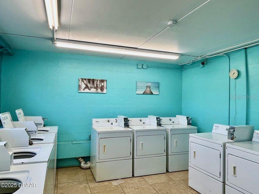 RIVERSIDE CONDO - Residential