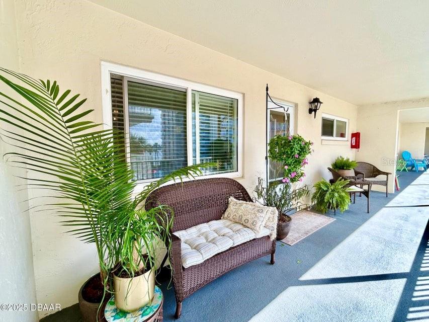 RIVERSIDE CONDO - Residential