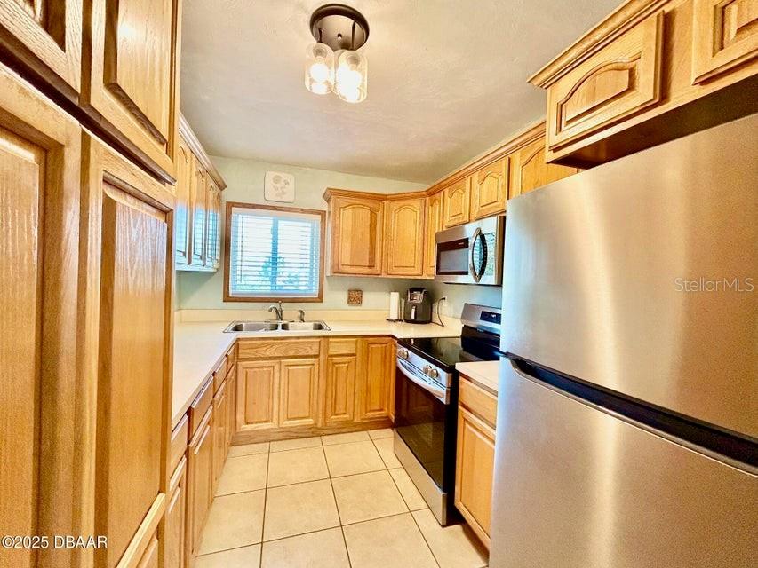 RIVERSIDE CONDO - Residential