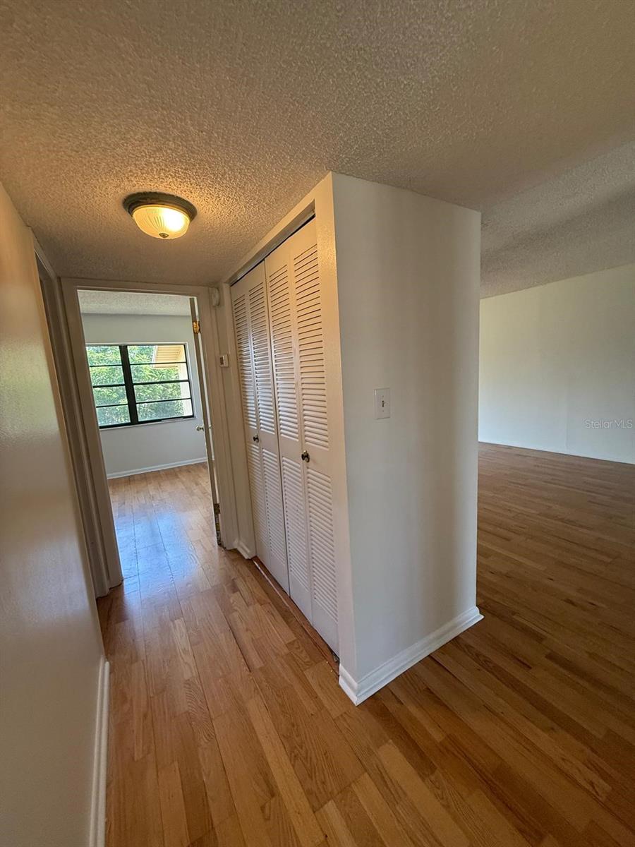 LAKE WALES VILLAGE CONDO - Residential