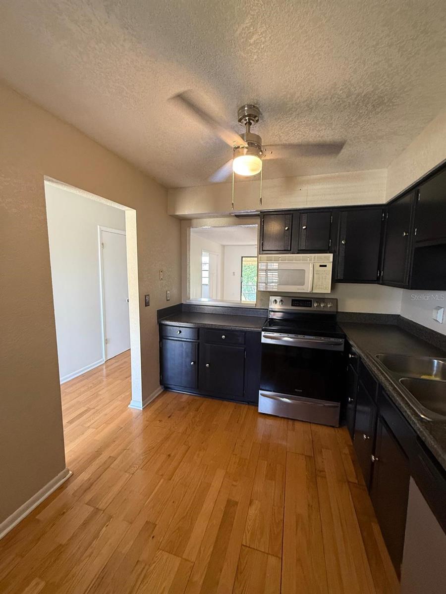 LAKE WALES VILLAGE CONDO - Residential