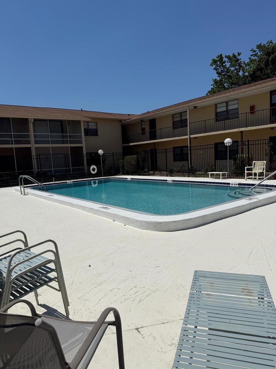 LAKE WALES VILLAGE CONDO - Residential
