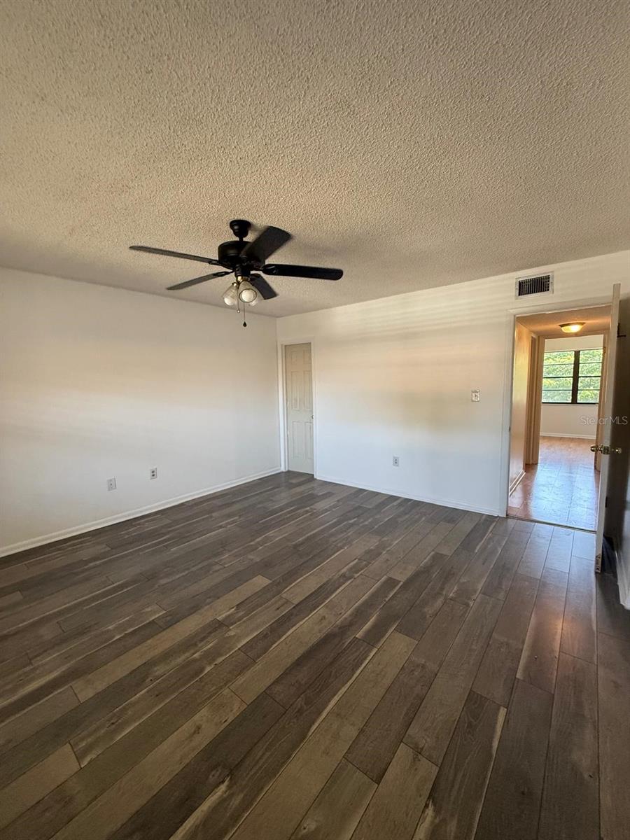 LAKE WALES VILLAGE CONDO - Residential