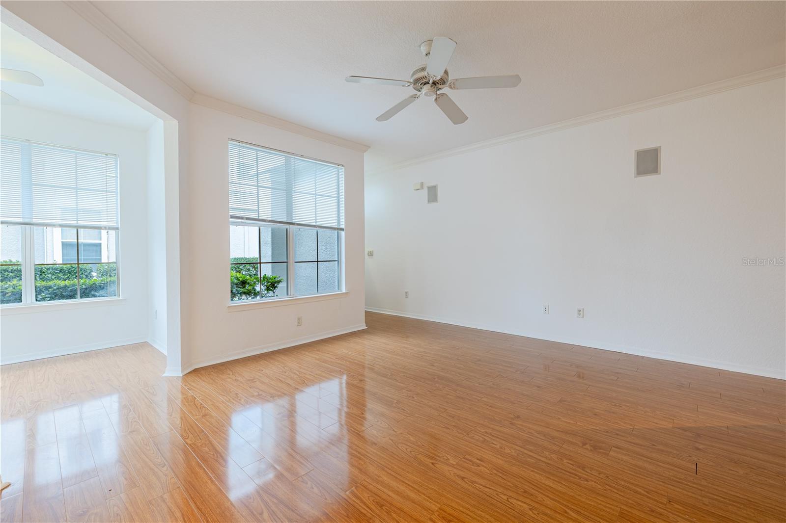 MANOR ROW/PK CENTRAL CONDO - Residential