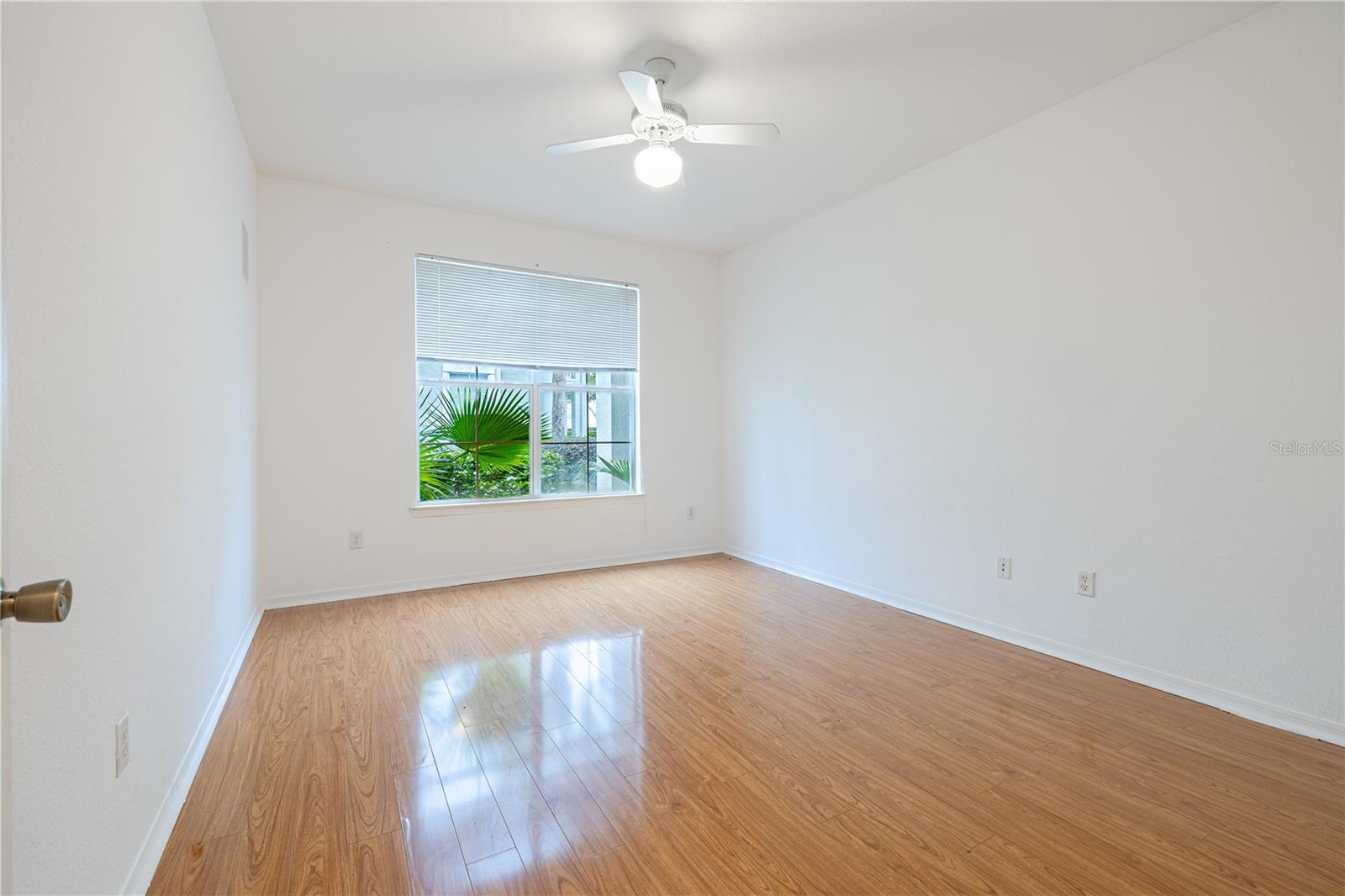 MANOR ROW/PK CENTRAL CONDO - Residential