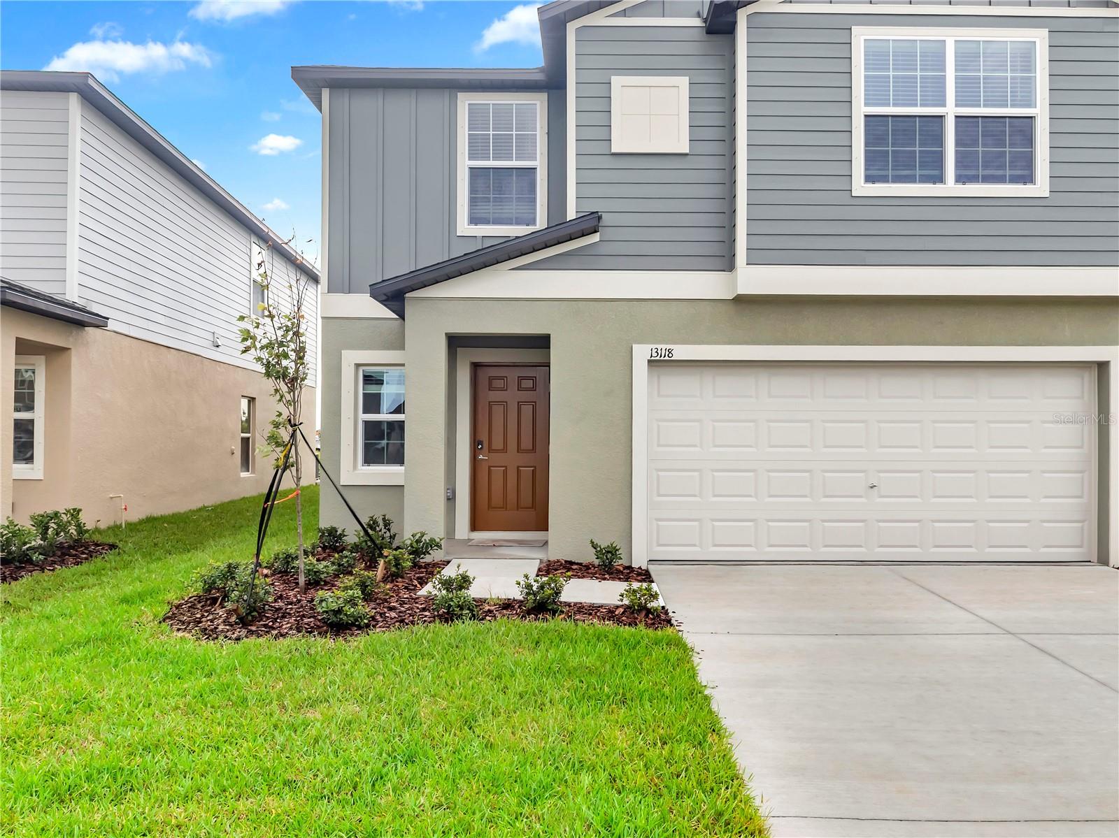 PROSPERITY LAKES - Residential Lease