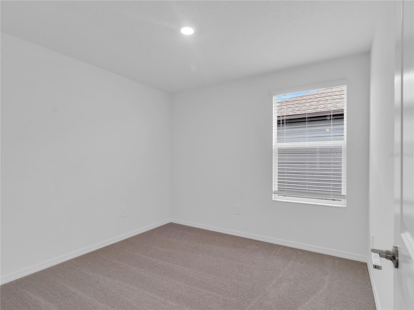 PROSPERITY LAKES - Residential Lease