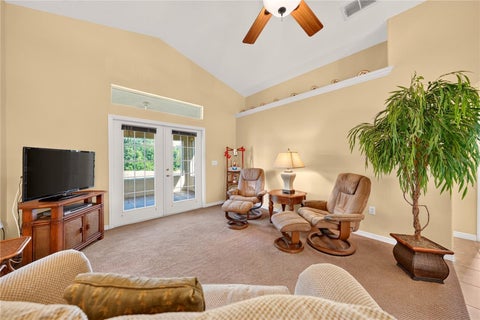 Tiny photo for 90 Golfview Circle, Umatilla, FL 32784 (MLS # G5118446)