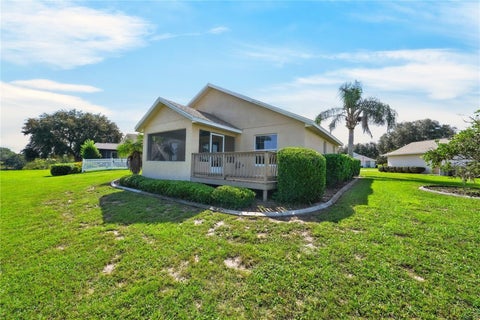 Tiny photo for 90 Golfview Circle, Umatilla, FL 32784 (MLS # G5118446)