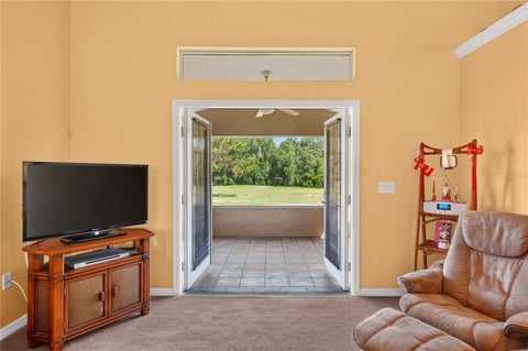 Tiny photo for 90 Golfview Circle, Umatilla, FL 32784 (MLS # G5118446)