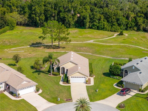 Tiny photo for 90 Golfview Circle, Umatilla, FL 32784 (MLS # G5118446)
