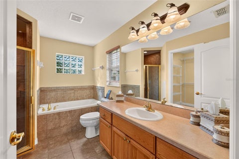 Tiny photo for 90 Golfview Circle, Umatilla, FL 32784 (MLS # G5118446)