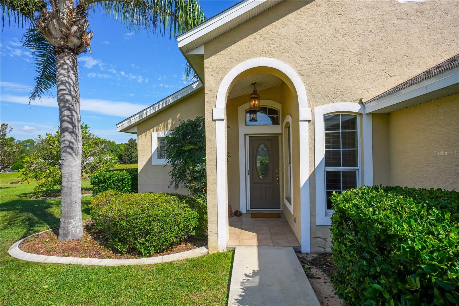 90 GOLFVIEW CIRCLE