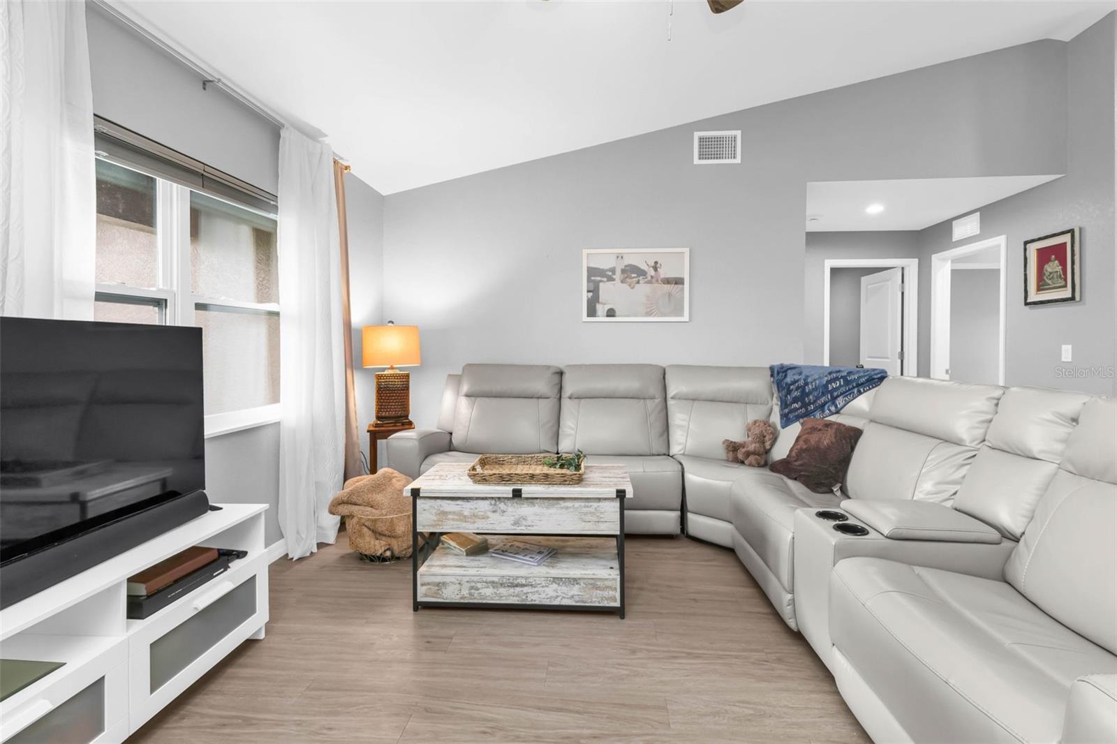 SUNNYBREEZE HARBOR SEC 01 - Residential